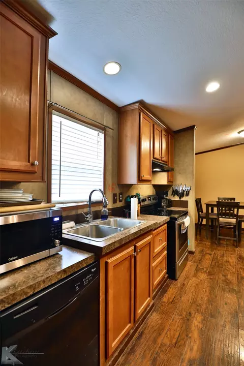 722 Spinks Rd, Abilene, TX 79603 photo 10