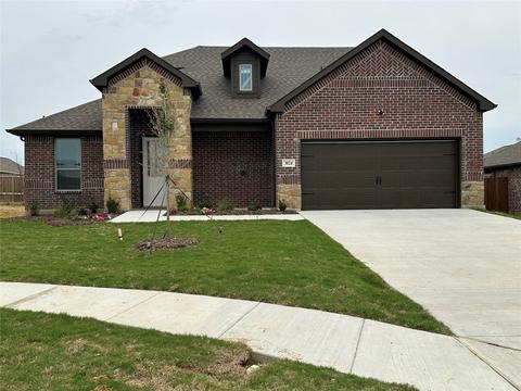 3024 Cliffview Dr, Sanger, TX 76266
