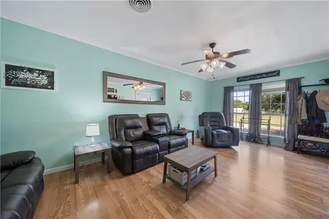 512 W Hackberry St, Malone, TX 76660 photo 9