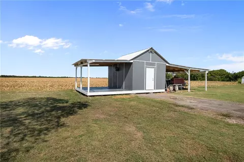 512 W Hackberry St, Malone, TX 76660 photo 23