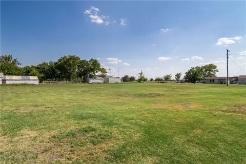 512 W Hackberry St, Malone, TX 76660 photo 26