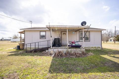 544 Smith Cir, Point, TX 75472 photo 3