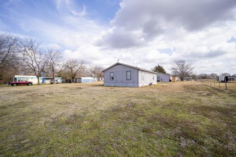 544 Smith Cir, Point, TX 75472 photo 6