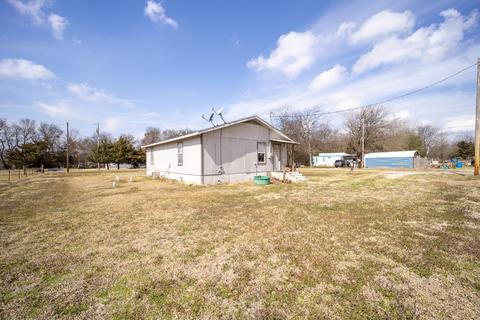 544 Smith Cir, Point, TX 75472 photo 8