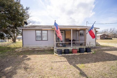 546 Smith Cir, Point, TX 75472