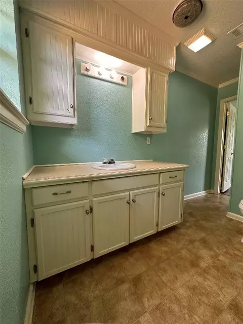 236 Circle Dr, Point, TX 75472 photo 12