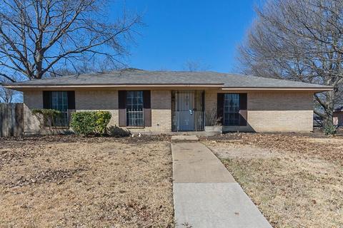 723 Terrace Dr, Desoto, TX 75115