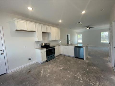 319 Elm St, Abilene, TX 79602 photo 4