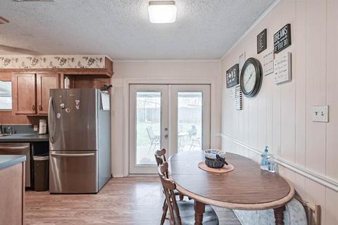 702 NE 5th St, Hubbard, TX 76648 photo 8