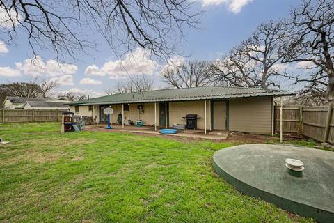 702 NE 5th St, Hubbard, TX 76648 photo 30