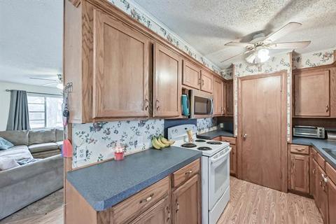 702 NE 5th St, Hubbard, TX 76648 photo 12