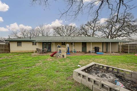 702 NE 5th St, Hubbard, TX 76648 photo 31