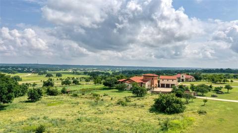 404 Strada Luca, Florence, TX 76527 photo 12