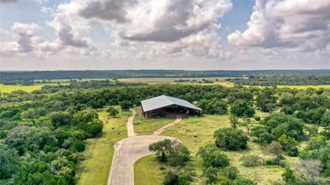 404 Strada Luca, Florence, TX 76527 photo 14