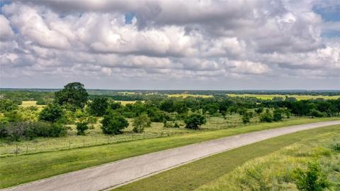 404 Strada Luca, Florence, TX 76527 photo 11