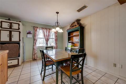 1081 Elenburg Rd, Perrin, TX 76486 photo 5