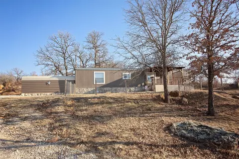 222 Maple Rd, Graham, TX 76450 photo 1