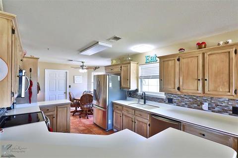 249 Pack Saddle Pass, Abilene, TX 79602 photo 9