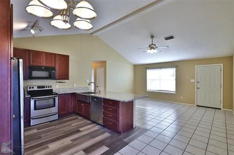 3926 Georgetown Dr, Abilene, TX 79602 photo 9