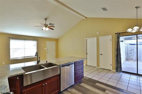 3926 Georgetown Dr, Abilene, TX 79602 photo 10