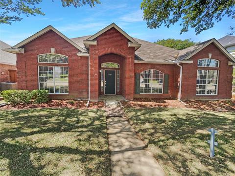 5041 Lake Vista Dr, The Colony, TX 75056