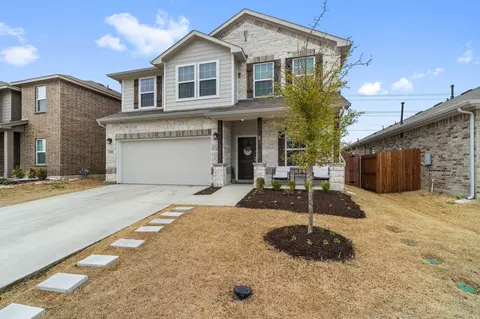 2011 Bronte Dr, Forney, TX 75126 photo 2