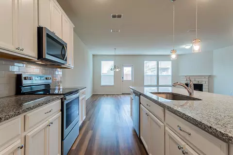 1202 Perrin Dr, Forney, TX 75126 photo 9