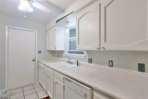 1276 Todd Trl, Abilene, TX 79602 photo 13