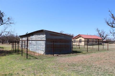 205 Howell St, Benjamin, TX 79505 photo 18