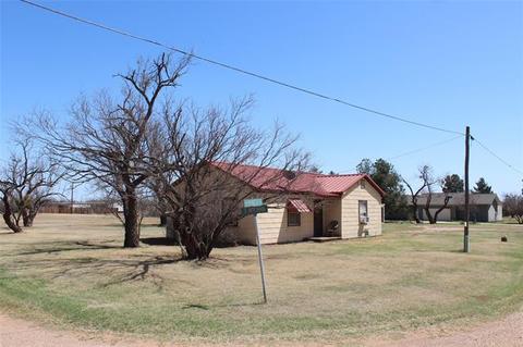 205 Howell St, Benjamin, TX 79505 photo 3