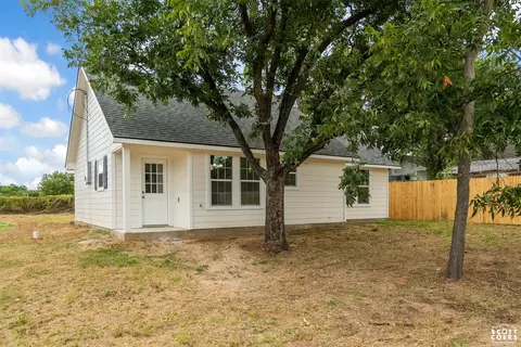702 N Irby, Comanche, TX 76442 photo 26
