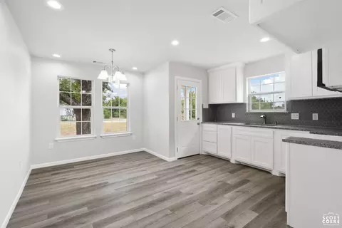 702 N Irby, Comanche, TX 76442 photo 8