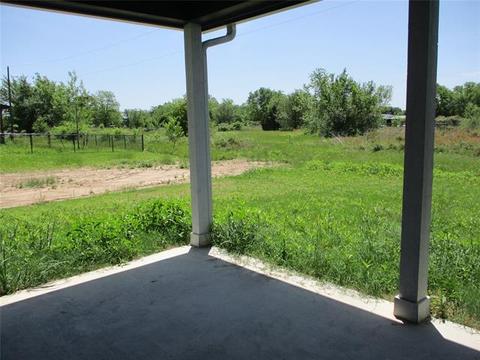 118 Mill, Emory, TX 75440 photo 13