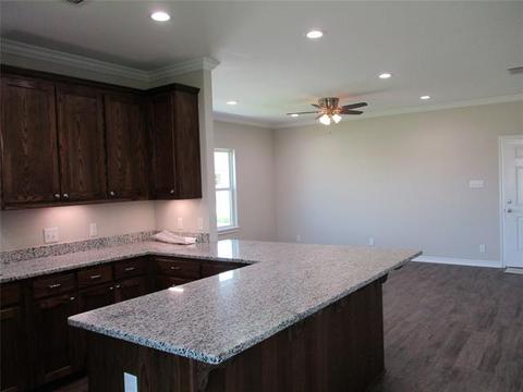 118 Mill, Emory, TX 75440 photo 22