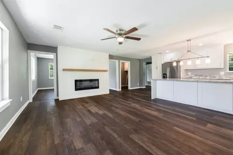 121 Circle Dr, Point, TX 75472 photo 4