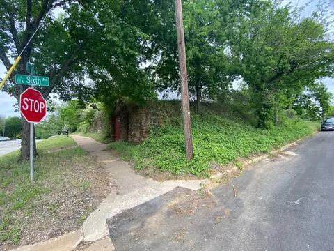 531 E Main St, Denison, TX 75021 photo 9