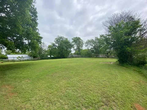 531 E Main St, Denison, TX 75021 photo 18