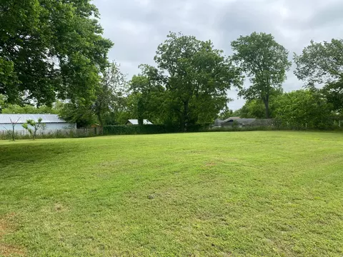 531 E Main St, Denison, TX 75021 photo 17