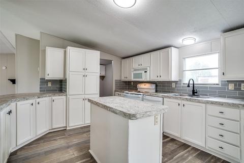 8100 Bandera Loop, Kaufman, TX 75142 photo 11
