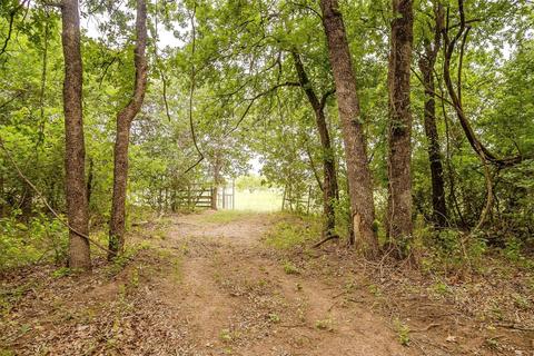 9 Ava Ln, Stephenville, TX 76401