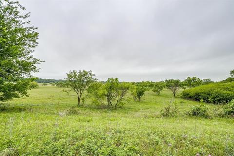 3 Ava Ln, Stephenville, TX 76401