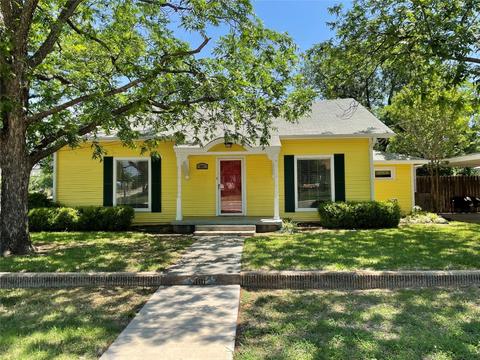 401 W Lindsey St, Breckenridge, TX 76424