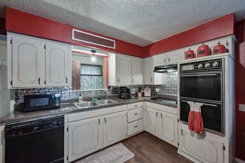 8090 Ivan Ct, Terrell, TX 75161 photo 9