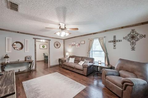 8090 Ivan Ct, Terrell, TX 75161 photo 3