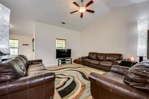 301 E Buffalo St, Forney, TX 75126 photo 11
