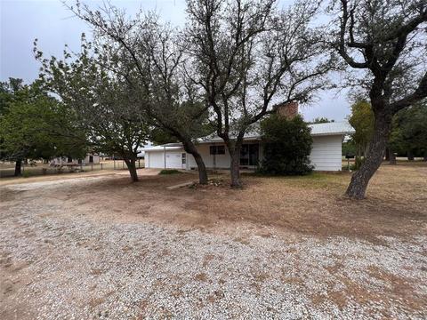 609 E Main St, Gustine, TX 76455 photo 14