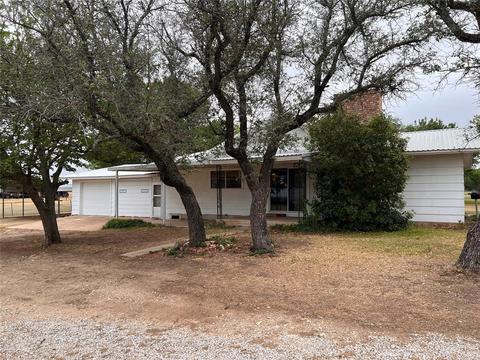 609 E Main St, Gustine, TX 76455 photo 15