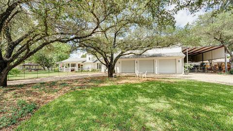 129 Cedar Ridge Loop, Whitney, TX 76692 photo 5