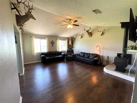 351 County Road 422, Comanche, TX 76442 photo 4