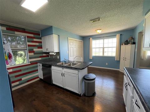 351 County Road 422, Comanche, TX 76442 photo 5